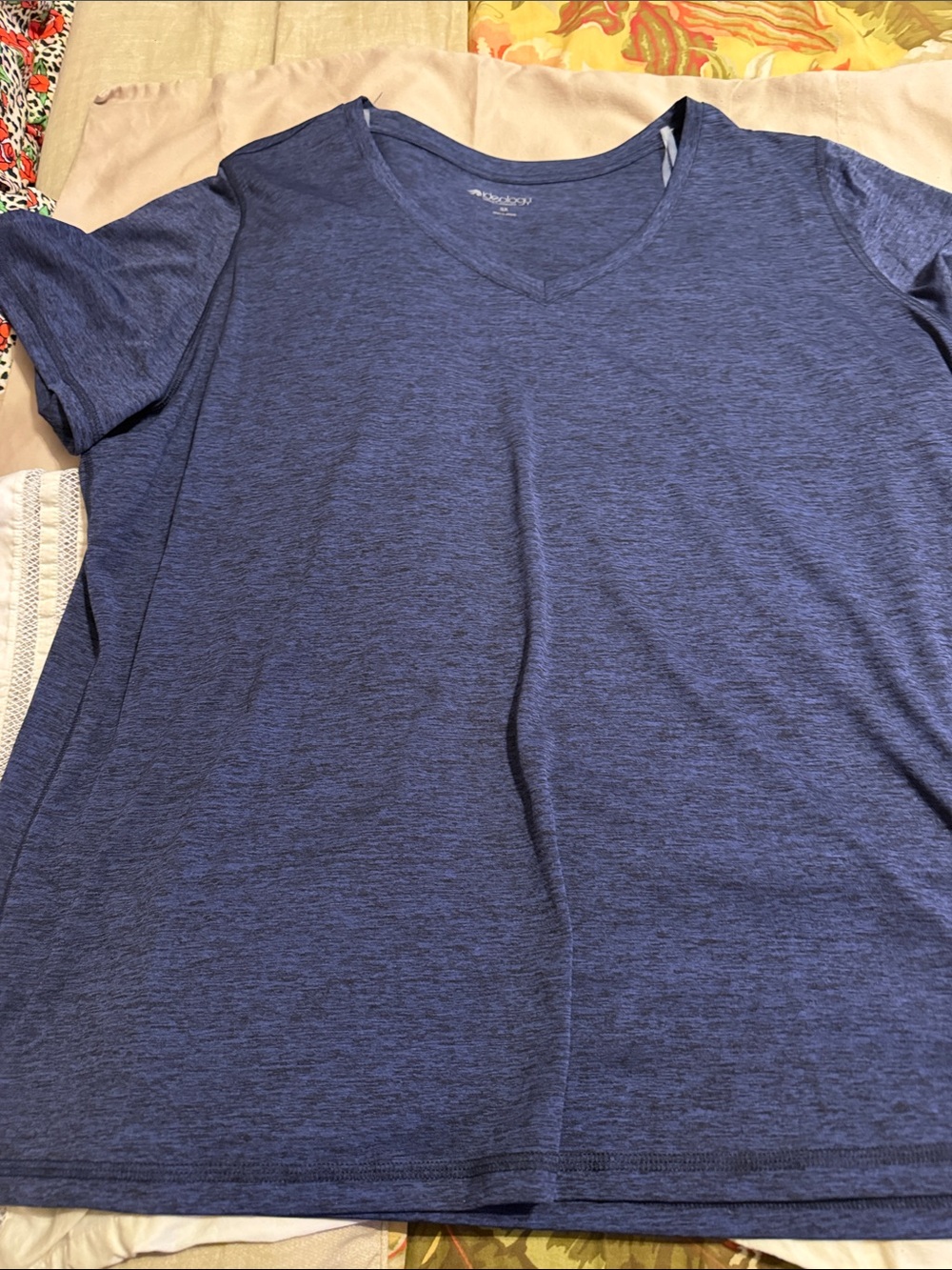 Ideology women’s Navy V-Neck Short Sleeve Tee